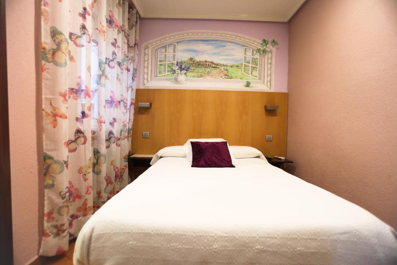 Hostal Goya Suites サラマンカ エクステリア 写真