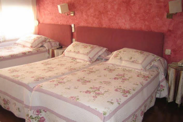 Hostal Goya Suites サラマンカ エクステリア 写真